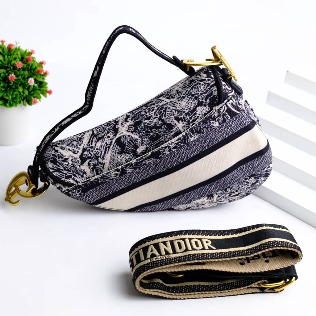 [7.7 Boombastis Sale⚡] - TAS WANITA DR DR098 SLING BAG PREMIUM IMPORT