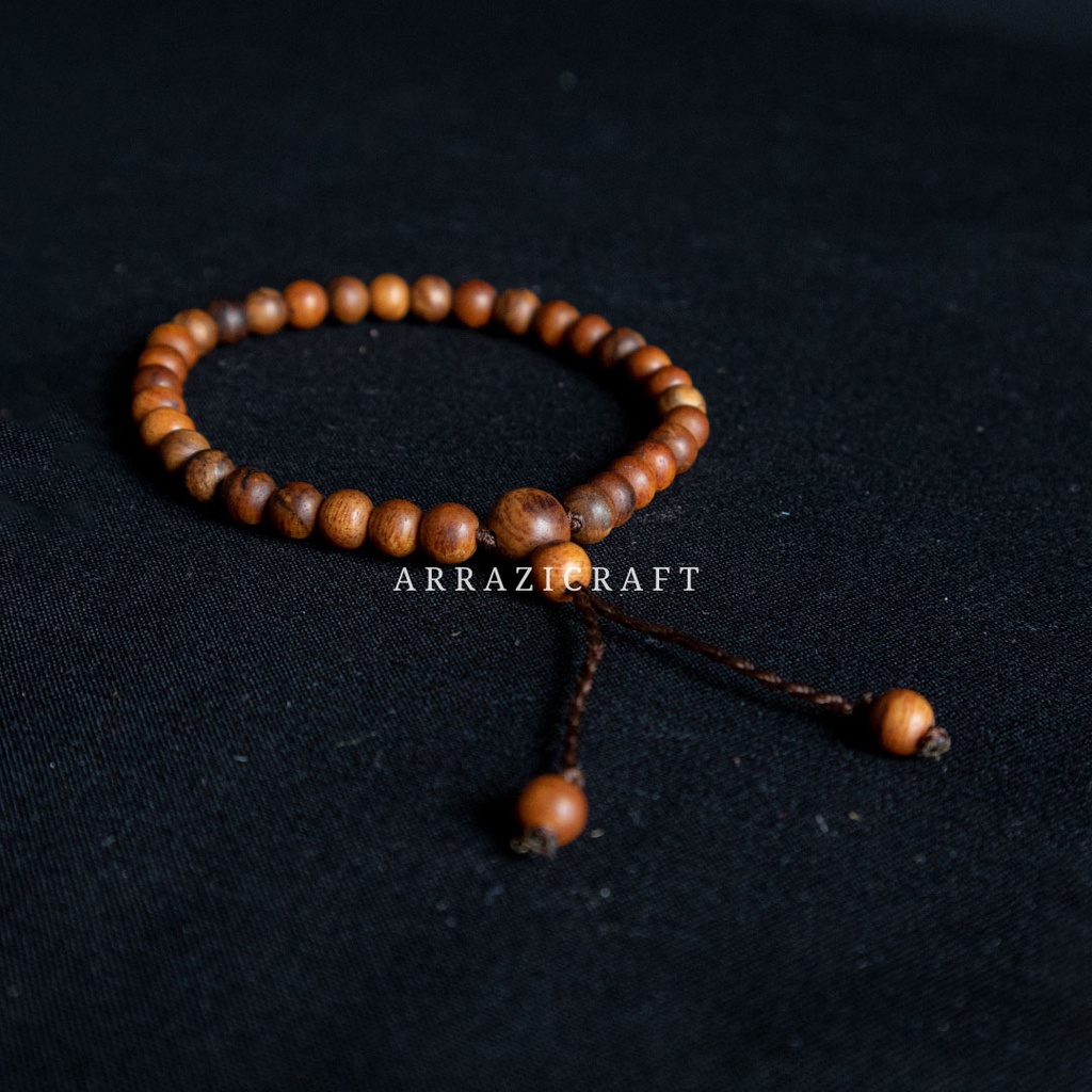 Gelang Tasbih Kayu Gaharu Kalimantan Asli Wangi 33 Butir Super Grade A Hitam motif Zebra