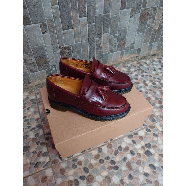 dr. martens barrett