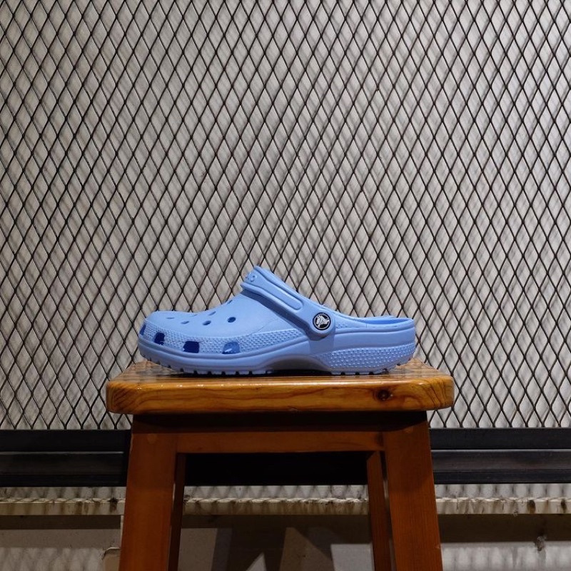 Crocs sandal baby blue