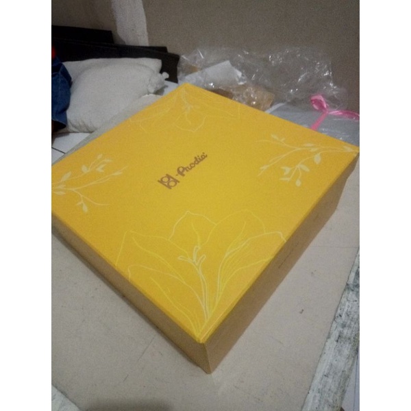 

Hardbox custom - packaging custom desain logo - custom bentuk dan ukuran - hotsprint logo - type top bottom