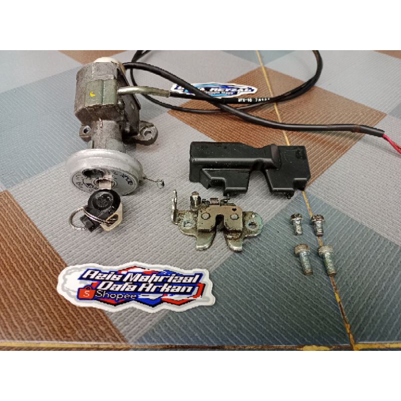 kunci kontak depan set belakang Mio M3, Mio z, Mio 125, soul GT,Fino injeksi (copotan motor)