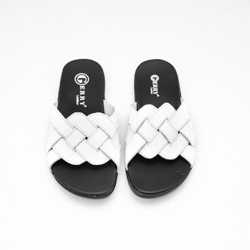 Sandal Kulit Wanita Model Kokop Anyam Warna Putih