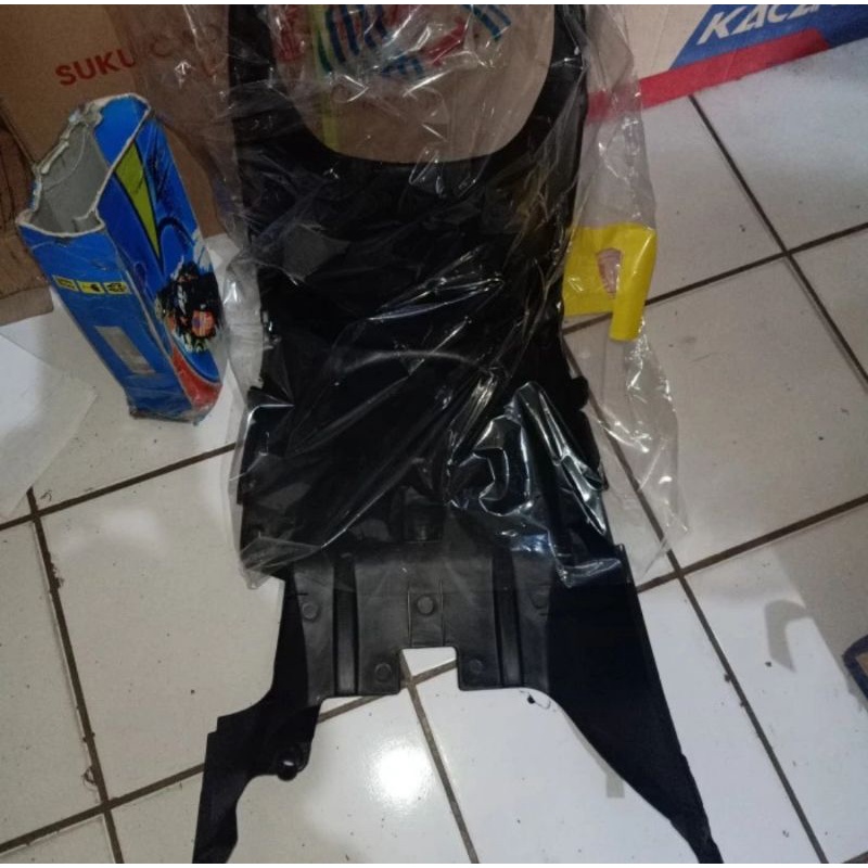 cover front lower paru kap lumpur scoopy 2013-2015