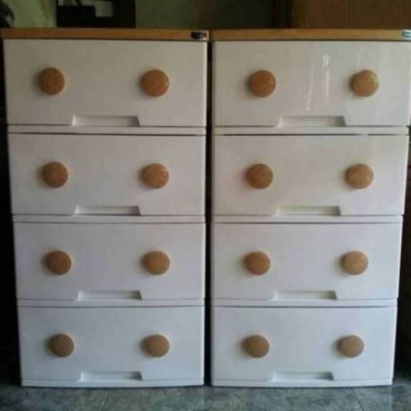 Lemari/Kabinet Magnum Rovega