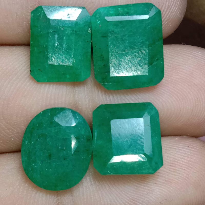 BATU PERMATA NATURAL EMERALD BERYL / ZAMRUD COLOMBIA DIM KANTORAN