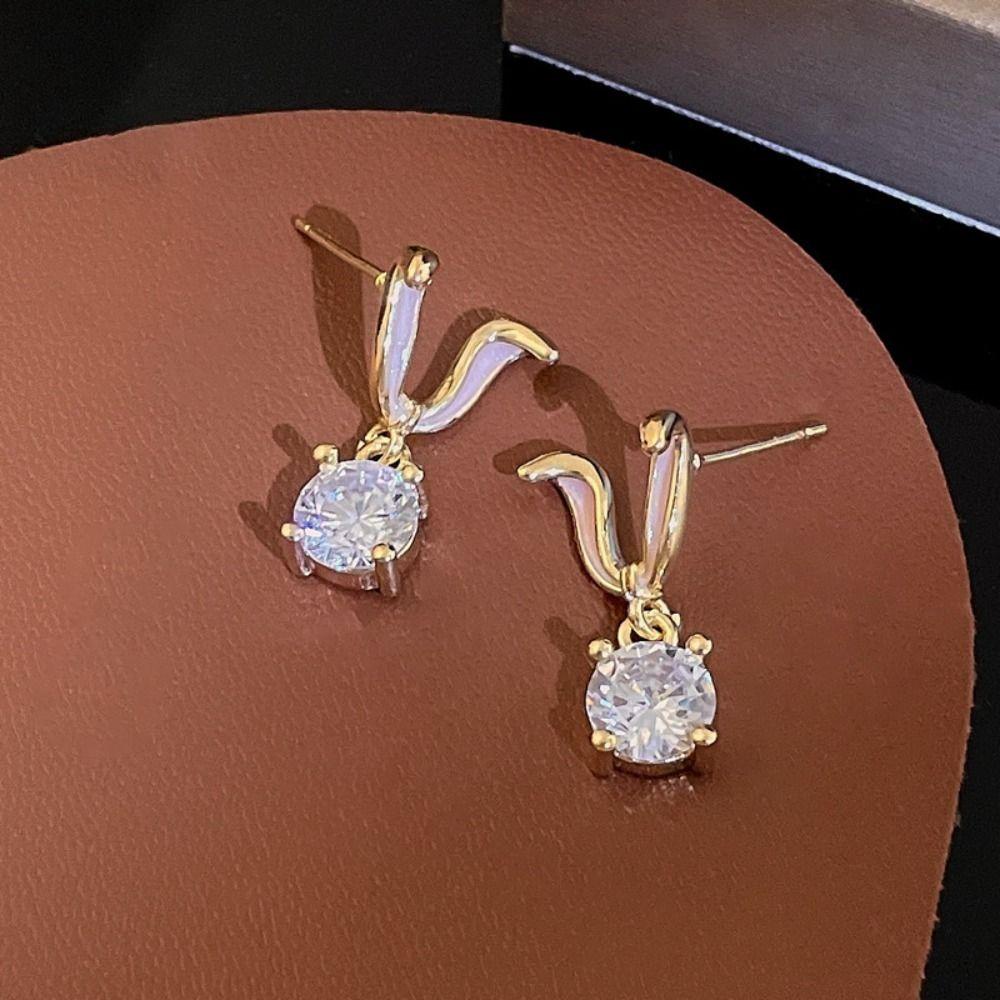 NEEDWAY Kelinci Anting Pesta Perhiasan Trendi Prancis Lucu Mewah Indah Mata Kucing Batu Kristal Vintage Manis Telinga Stud