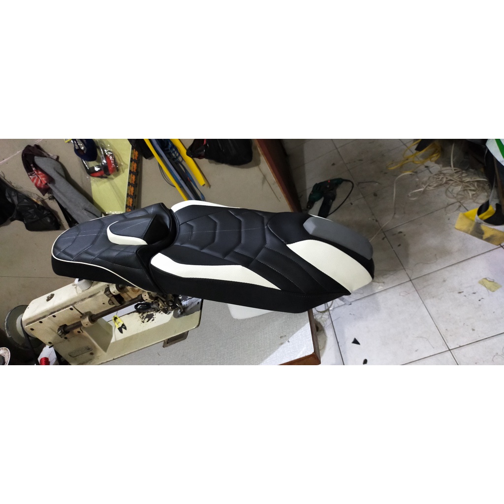 Jok Set Aerox 155 Modifikasi-jok yamaha aerox bahan mbtech