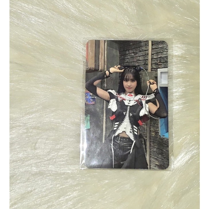 Official photocard AR yoon young luv stayc