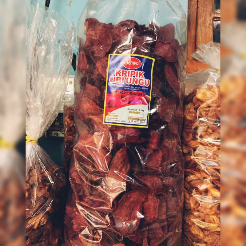 

Keripik Ubi Ungu Manis Berat 2,5 Kg
