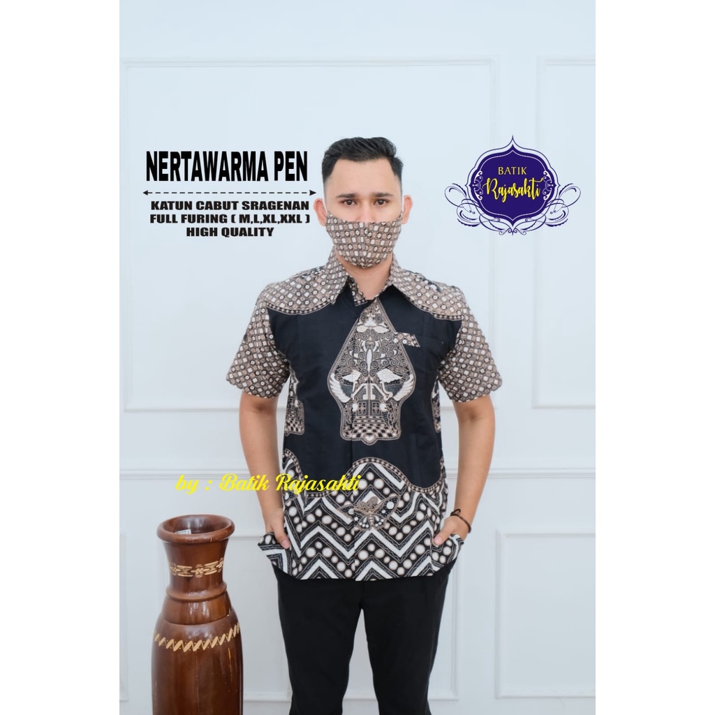 NERTAWARMA RAJASAKTI BATIKSOLOAMANAH KEMEJA BAJU BATIK PRIA SOLO LENGAN PENDEK PANJANG LAPIS FURING ATASAN BATIK PREMIUM MODERN KATUN HALUS GAJAHSORA GALING INDAH GALING MERAH BURUNG BERSUA GALING MEWAH GANDRAWATI GANJAR BORNEO GARUDA ABSTRAK GATOTKACA