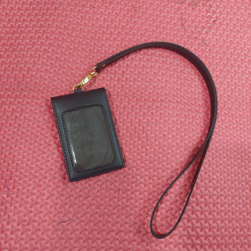 

Lanyard lipat dompet gantungan ID card holder kulit name tag kulit custom nama dan logo perusahaan