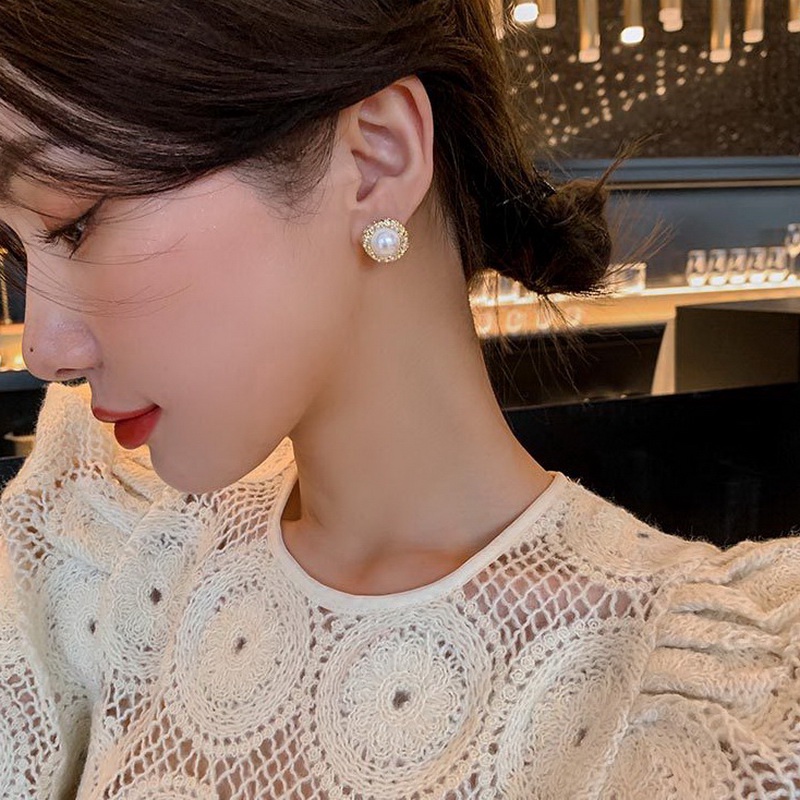 Anting Mutiara Warna Emas Gaya Korea Untuk Wanita