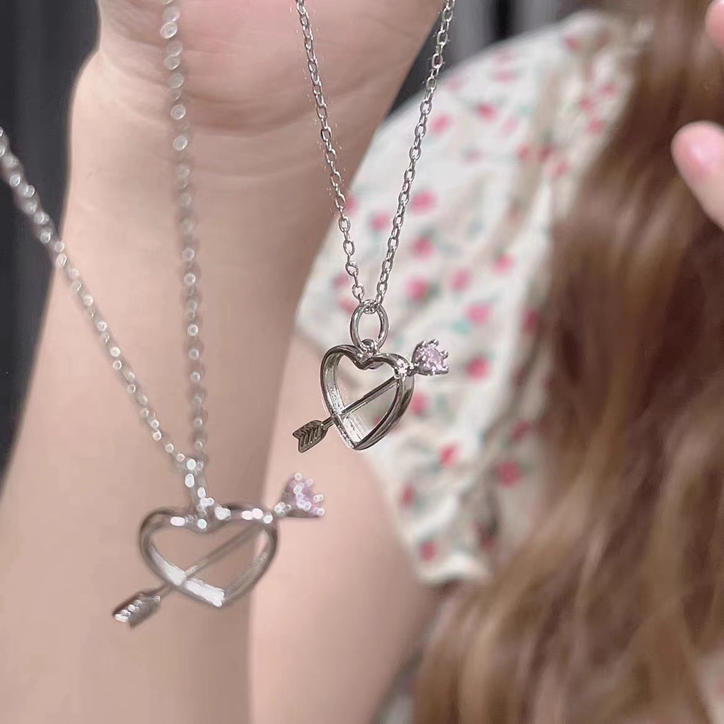 Kalung Rantai Klavikula Hias Berlian Bentuk Hati Panah Cupid Warna Pink Untuk Wanita