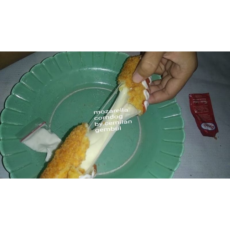 

corndog full mozarella