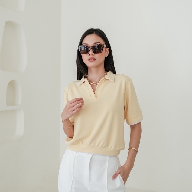 Beige Studio - Kennedy Top / Atasan Polo Lengan Pendek Wanita