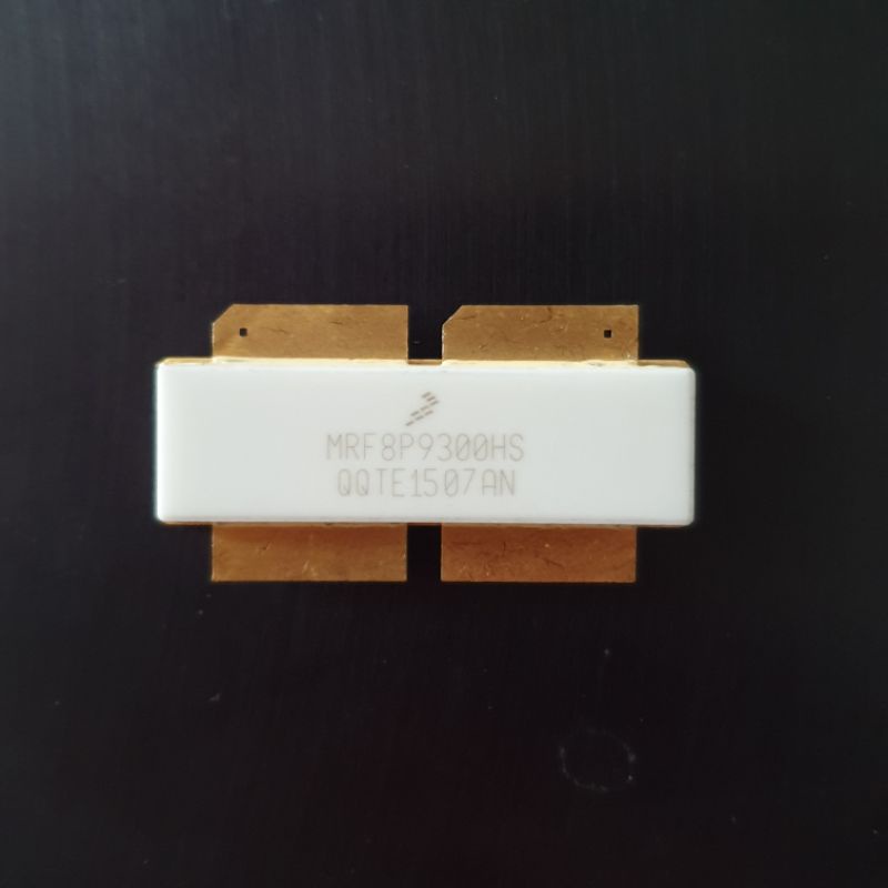 MRF8P9300HS Original Mosfet Palet Boster FM 300 Watt Pemancar VHF 2M Broadcast