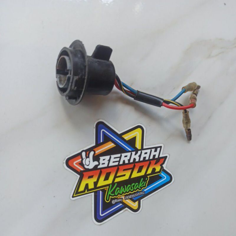 fiting lampu belakang ninja r ss soket lampu belakang ninja r ss Soket rem belakang ninja r ss soket