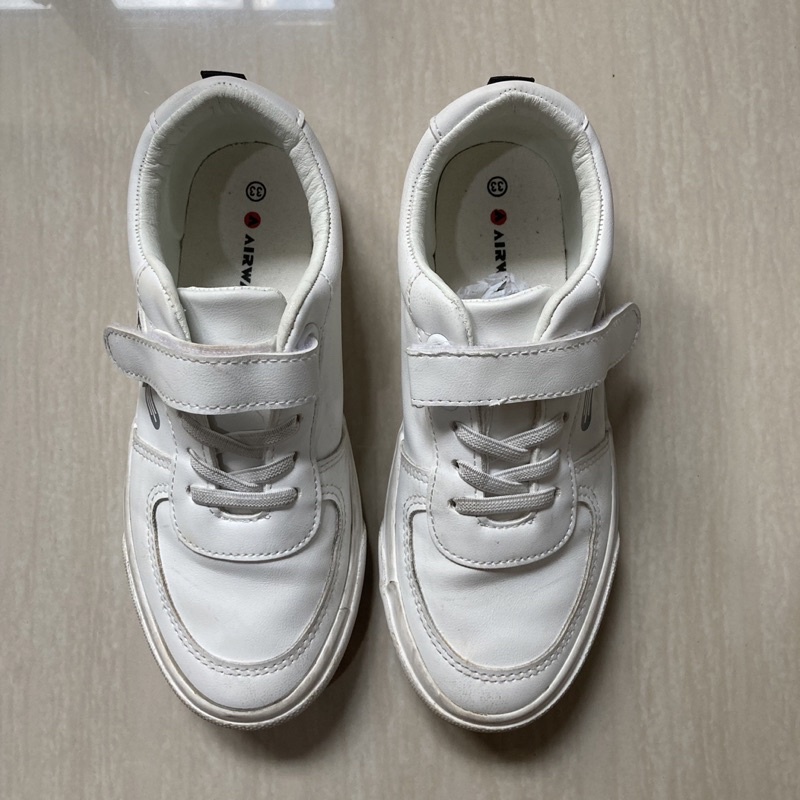 Sepatu Putih Polos Anak Laki-Laki Airwalk / Airwalk Kids White Shoes - Preloved