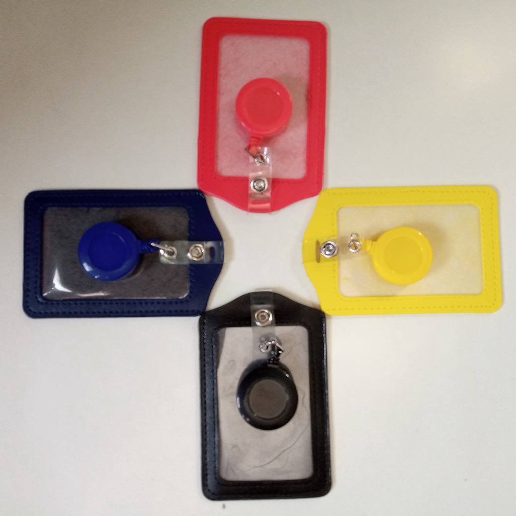 

Custom Logo Holder ID Card Kulit PU dan Yoyo Tarik