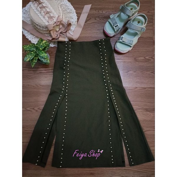 Rok Belah Samping Bahan Tebal  - Warna Hijau Army