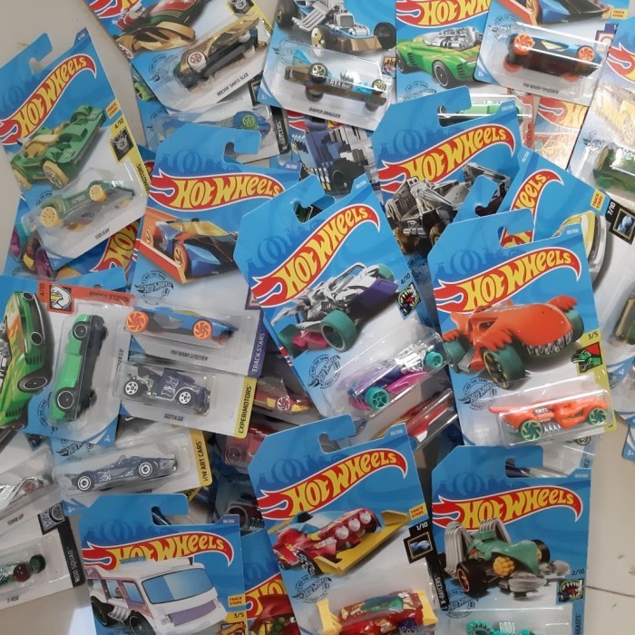 Hot Wheels Real Car Random