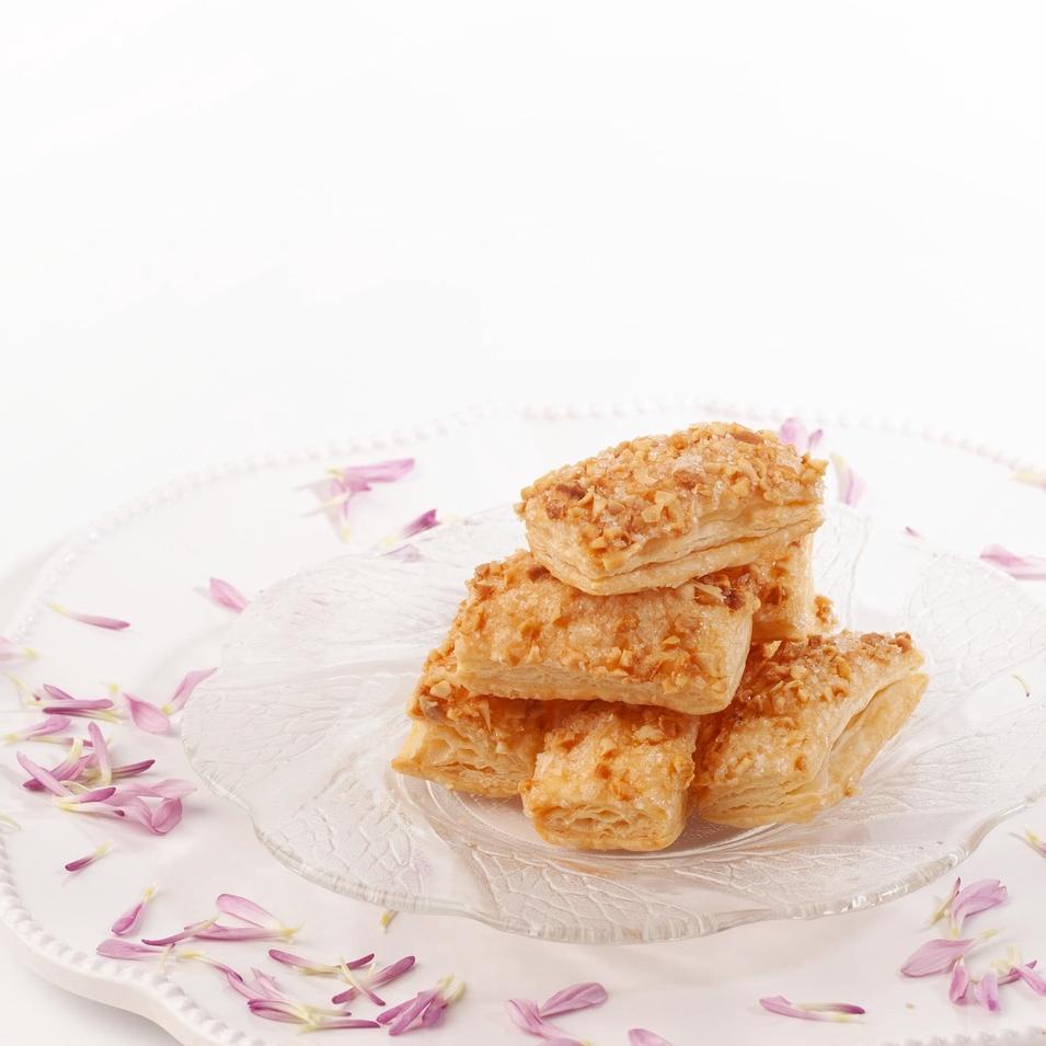 

Terlaris Today Kartika Sari Almond Cookies Tabung Kecil buruan