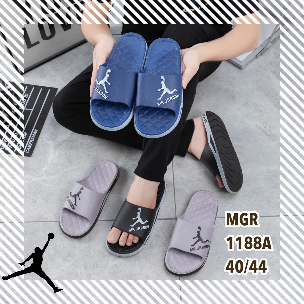 Sandal Selop Karet Pria viral Murah sporty Air jardon Fifa Worldcup Bola Simple Enteng Casual Impor MGR Mokaya Balance (1188A/9011)/Size 40-44