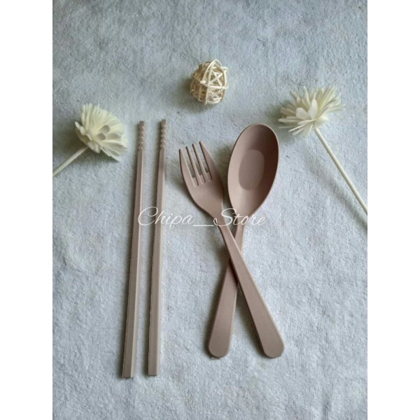 SET TRAVEL ( SENDOK,  GARPU,  SUMPIT)  PLASTIK