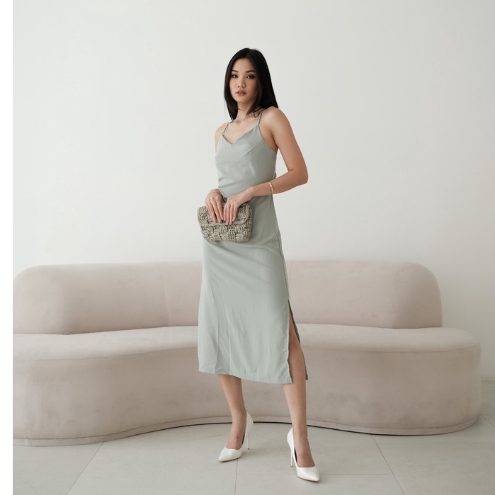 [TAVIA] CHARLOTTE MIDI DRESS / DRESS WANITA / DRESS KOREA / DRESS CASUAL