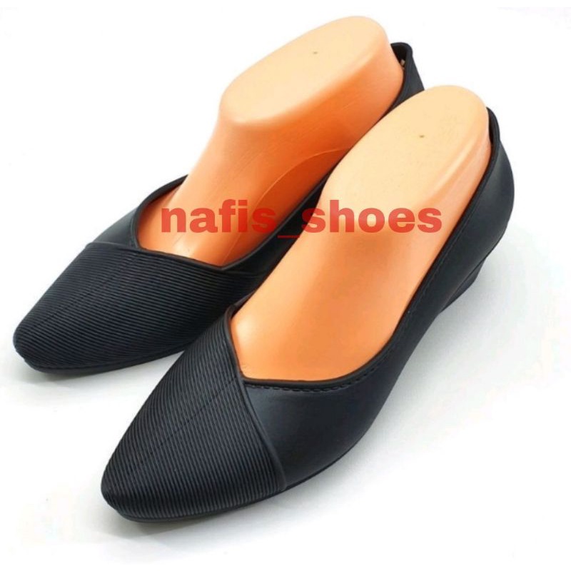 sepatu pantofel wanita sepatu kantor kerja ful karet size 36-40
