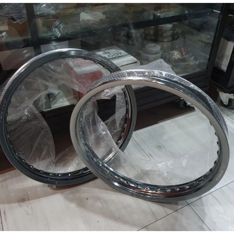 Velg velek pelek veleg lingkar aloy alloy crv ori japan titanium kilat 18 185