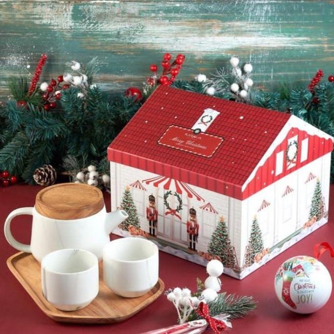 

STORE CHRISTMAS HAMPERS BY PLATEFUL CO EW5346WED