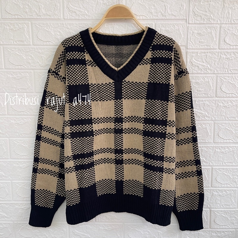 BIG SIZE SWEATER RAJUT KOREA TARTAN ATASAN LIDYA DANIRA OVERSIZE MOTIF KOTAK KERAH V