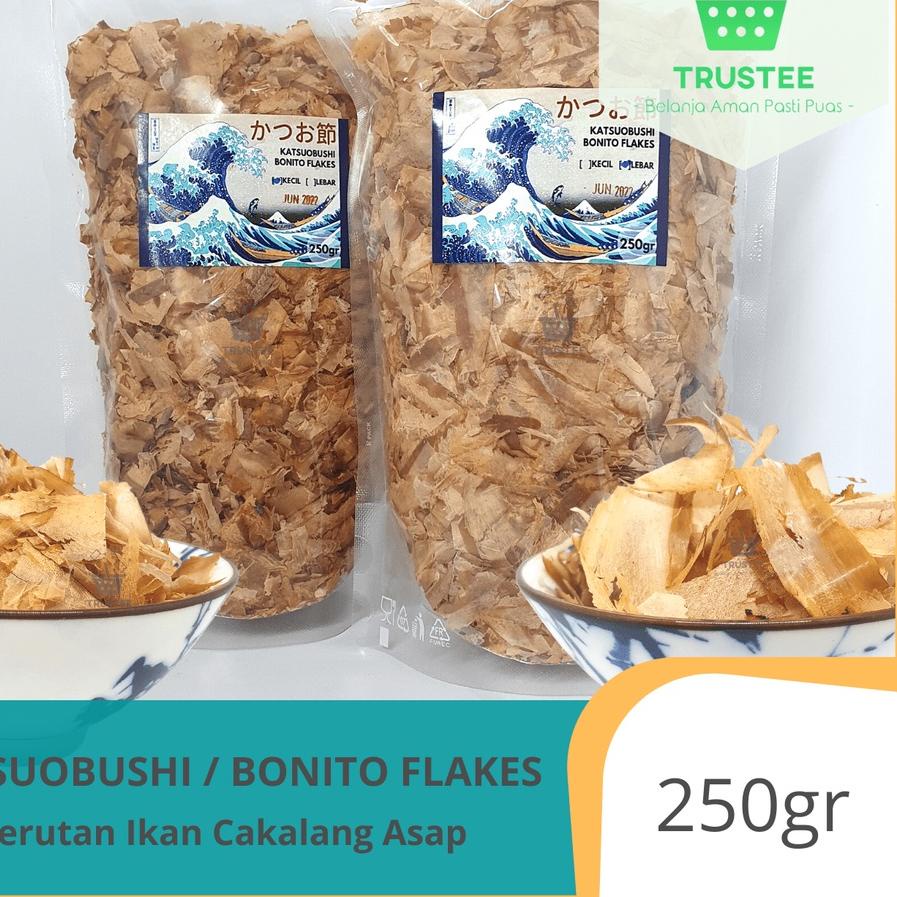 

10.10 Promo Brand Katsuobushi / Shaved Bonito Flakes / Ikan Cakalang Asap Serut 250gr serbuuu !