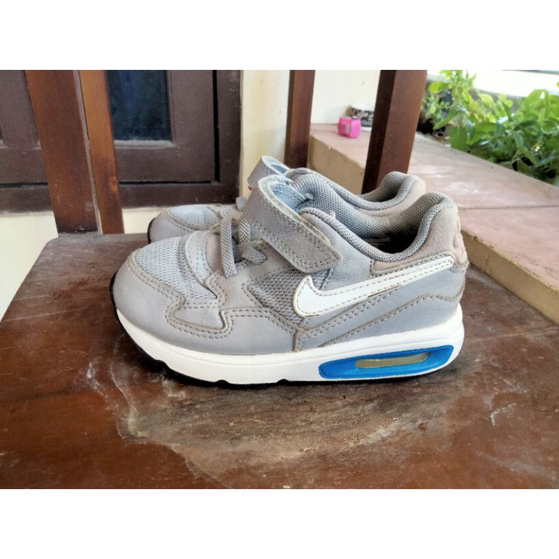 sepatu anak second prelove nike air max