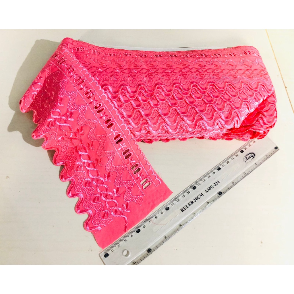 LIST KAIN RENDA MOTIF BUNGA / LIST RENDA UNTUK KEBAYA / LIST KAIN RENDA UNTUK MUKENA MOTIF BUNGA