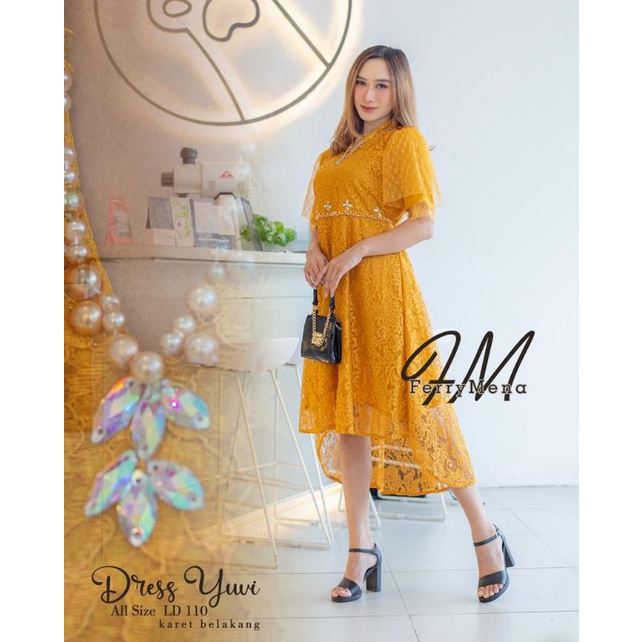 Permata Olshop / Dress Yuvi FM / Kebaya Dress Modern / Kebaya Non Hijab / Kebaya Lengan Pendek / Kebaya Kondangan / Kebaya Mewah / Kebaya Pesta / Dress Kebaya Mewah / Dress Kondangan