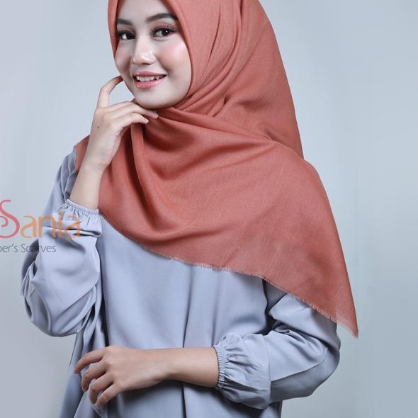 Ansania Kerudung Saudia Rawis (Combo B) - Hijab Segi Empat Polos - Putih Tulang
