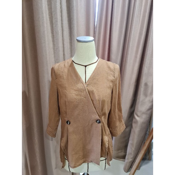 Blus kerja wanita bahan linen