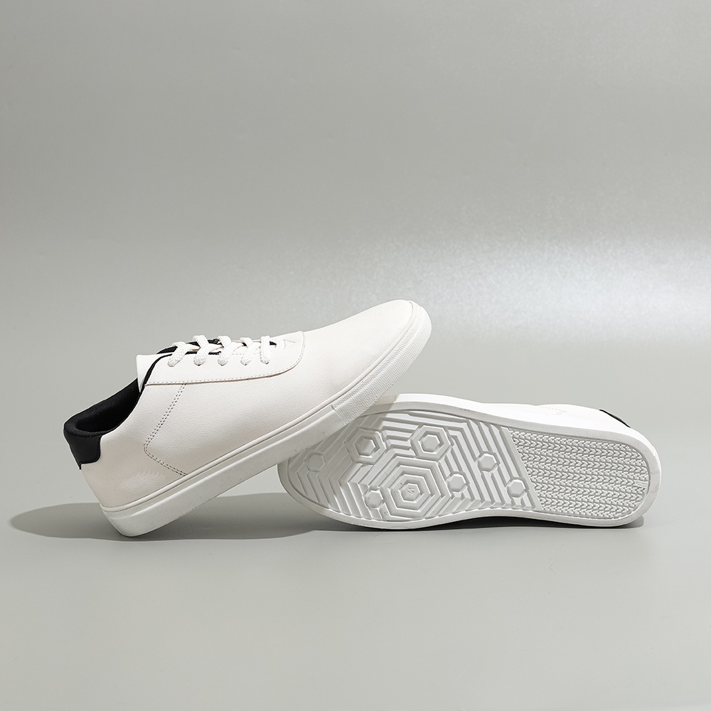 PERISIC WHITE |ManNeedMe x Lvnatica| Sepatu Sneakers Pria Casual Sepatu Kets ORIGINAL