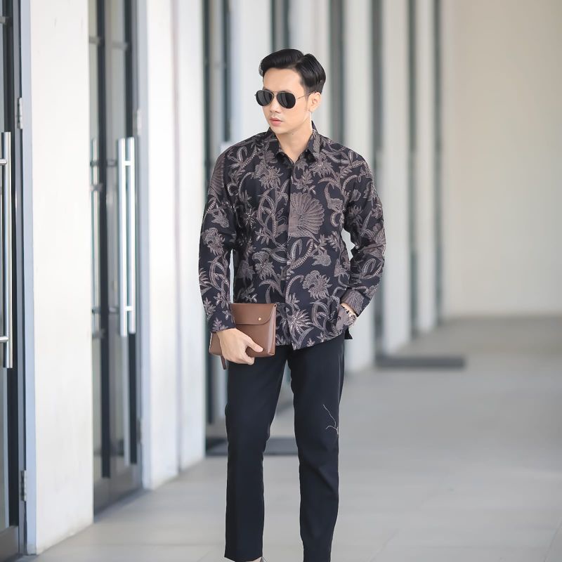 BATIK BOLO DEWO Motif SBY Hem Atasan Kemeja Baju Batik Pria Lengan Panjang