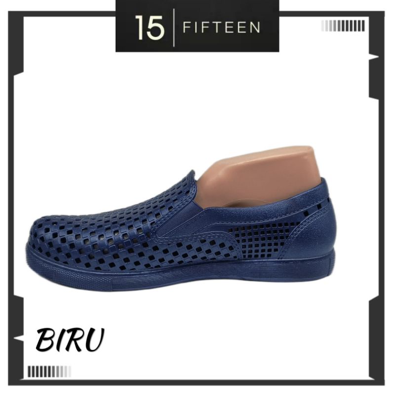 15 SHOP --- KINBOS Sepatu Karet Pria Slip On Lubang Keren M35