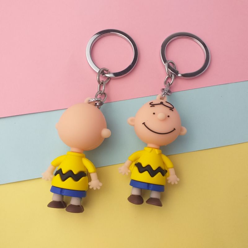 gantungan kunci snoopy &amp; charlie brown