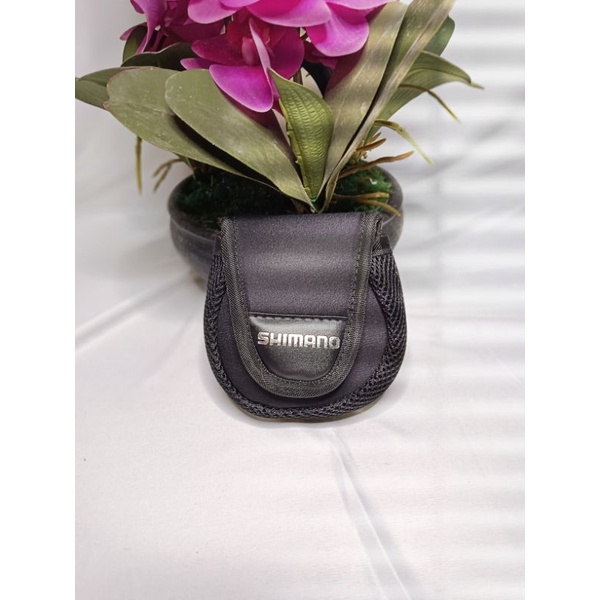 COVER SARUNG REEL PANCING SHIMANO / UKURAN 1000-2000 / BAHAN TEBAL
