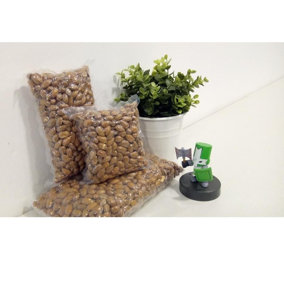 

ARTF0r5Q--Kacang Almond Panggang 250gr (matang) Blue Diamond