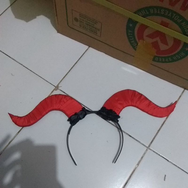 halloween bando tanduk hitam ala maleficent