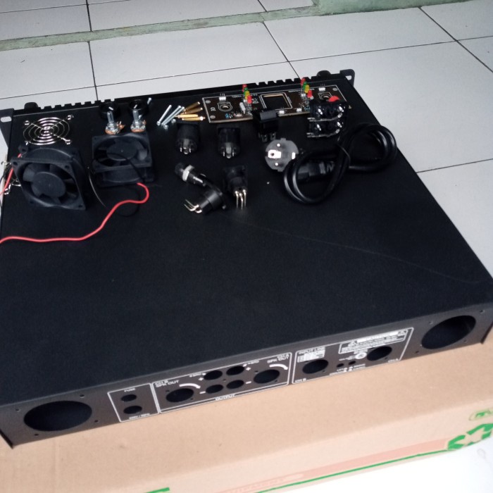 Wtb004 Box Power Amplifier Ca5 1.5U Berikut Aksesoris Promo