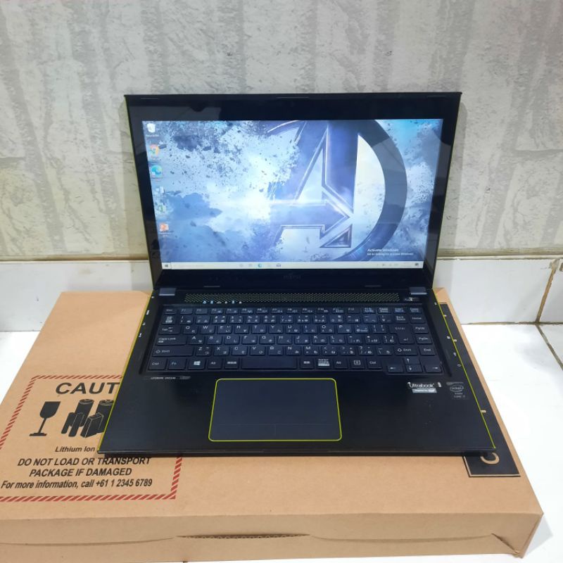 Laptop Fujitsu Lifebook Ultra UH55/M Cor i7-4500U TOUCHSCREEN Ram 4GB HDD 500GB WINDOWS 10