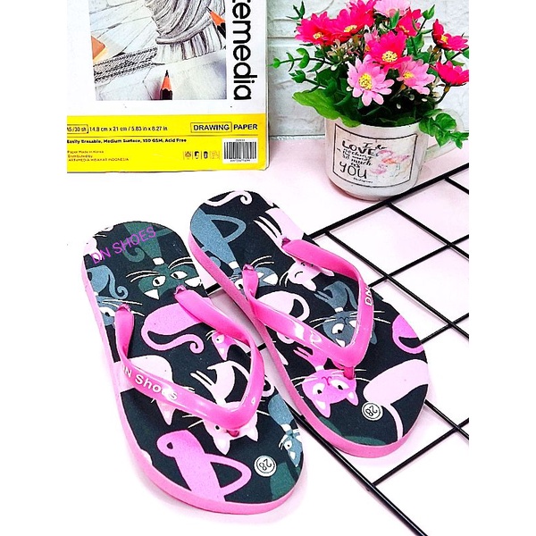 Sandal Anak Perempuan motif Kucing hitam